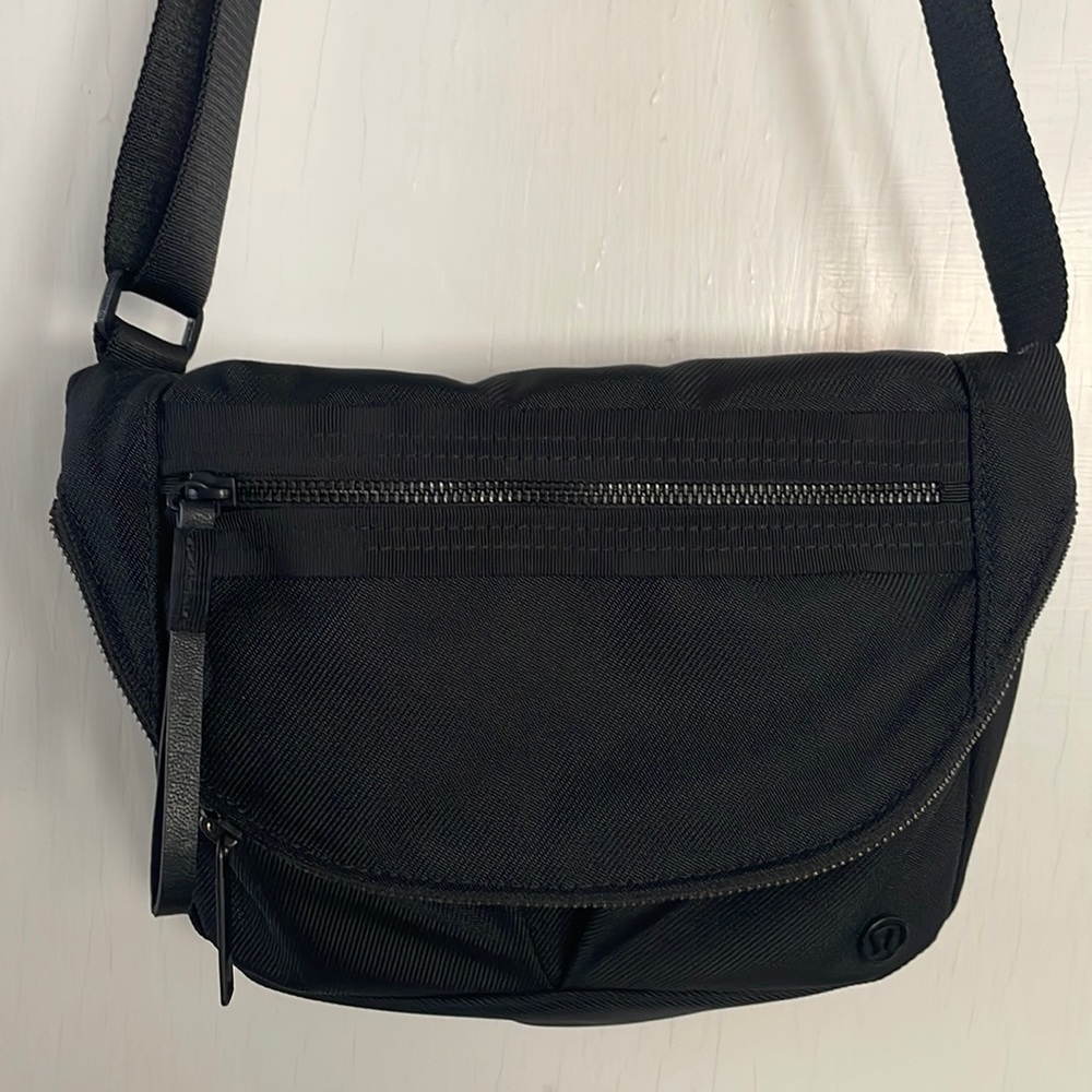 Lululemon Festival Bag